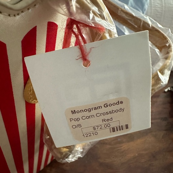 Super Cute Popcorn Purse - NWT - Picture 3 of 4